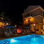 Lumiere- Avantes Agioi Apostoloi (Evia)